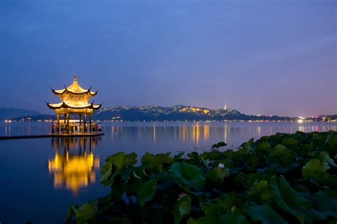  West Lake Scenic Area! Discover Tranquility and Timeless Beauty in Hangzhou