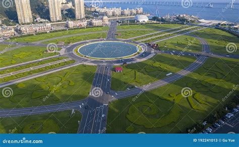 Xinghai Square Enchanting Fountain Displays and Panoramic Sea Views!